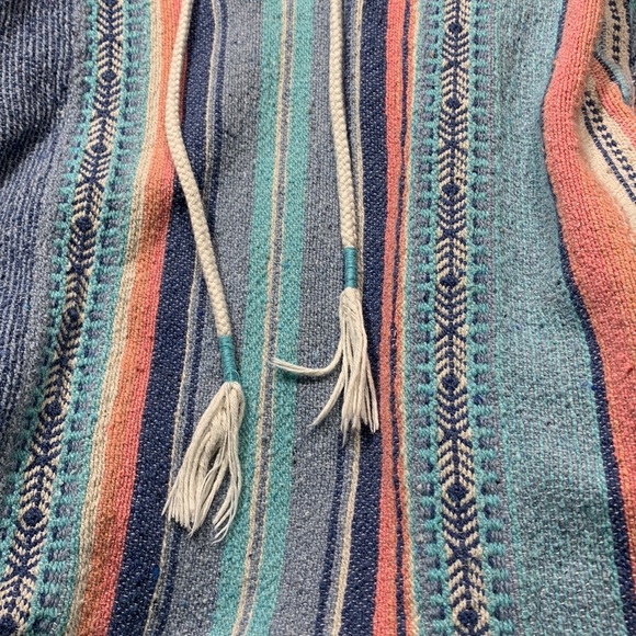 Beach Life By Ladrft Baja Poncho Hoodie - Size Junior Large - Picture 7 of 12